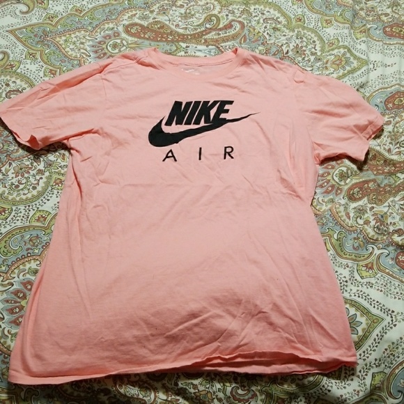 Nike Other - T shirt